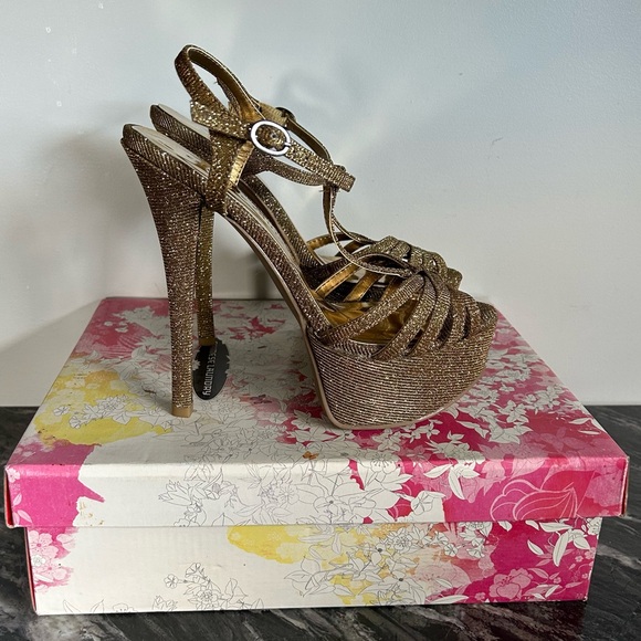 Chinese Laundry Take Care Golden High Heel Sandal - Picture 2 of 9